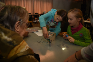 STEM diaprojector maken (foto)